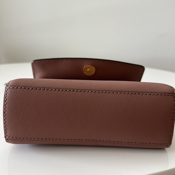 Michael Kors ‘Dusty Rose’ Small Handbag - Picture 8 of 8